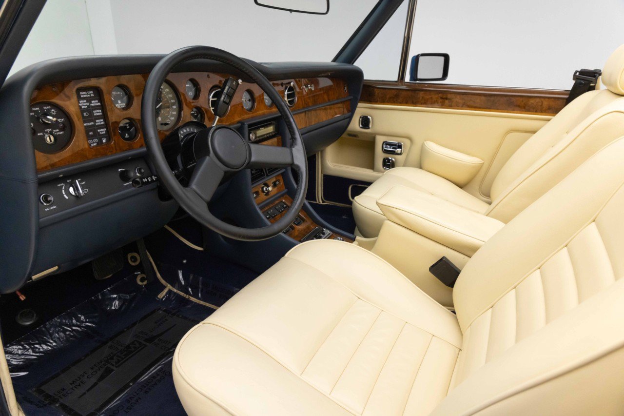 Used 1989 Rolls-Royce Corniche II RWD image 40