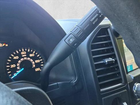 Used 2017 Ford F150 XL w/ Equipment Group 101A Mid RWD image 12