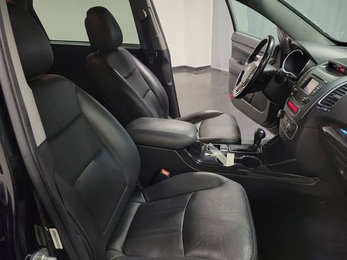 Used 2015 Kia Sorento EX image 24
