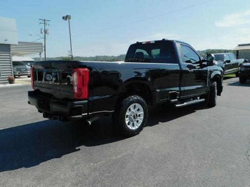 Used 2023 Ford F250 XL image 8