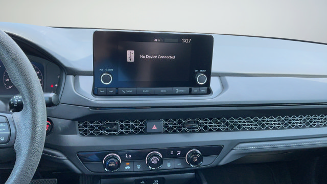 Used 2023 Honda Accord LX image 15