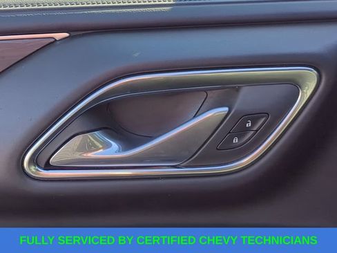 Used 2024 Chevrolet Suburban LT image 20