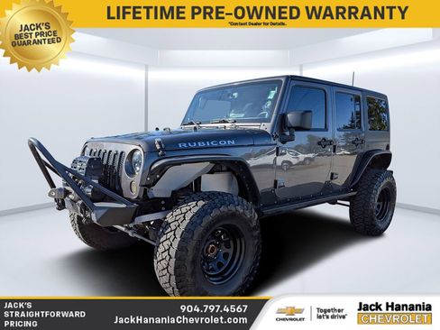 Used 2014 Jeep Wrangler Unlimited Rubicon w/ Connectivity Group image 7