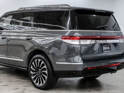 Used 2022 Lincoln Navigator Black Label image 14