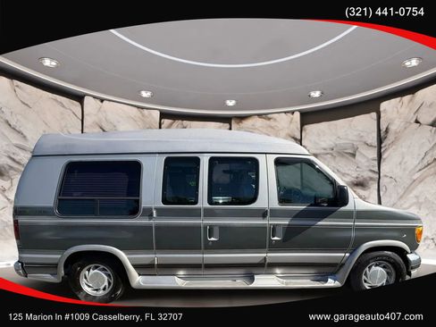 Used 2003 Ford E-150 and Econoline 150 Commercial Van 3D image 8
