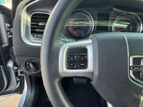 Used 2014 Dodge Charger SE w/ Sport Appearance Group RWD image 17