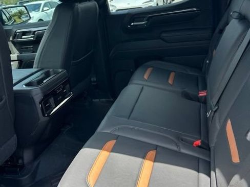 Certified 2025 GMC Sierra 1500 AT4 w/ AT4 Premium Package AWD/4WD image 12