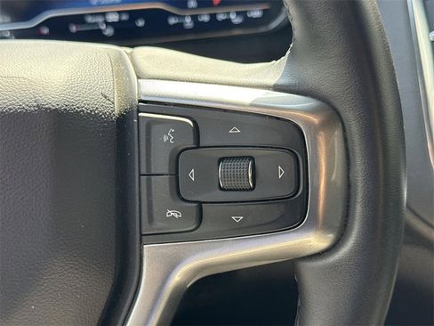 Used 2024 Chevrolet Suburban LT image 36