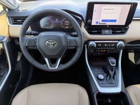 Used 2024 Toyota RAV4 Limited image 11