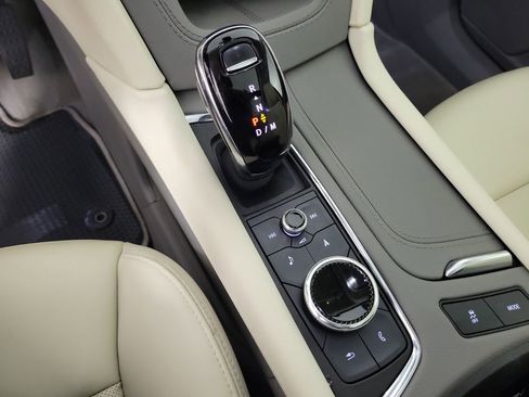 Certified 2023 Cadillac XT6 Premium Luxury w/ Technology Package image 30