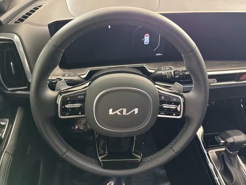 Certified 2025 Kia Sorento SX Prestige AWD/4WD image 25