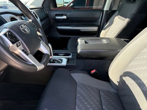 Used 2020 Toyota Tundra SR5 w/ SR5 Convenience Package RWD image 10