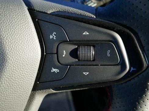 New 2026 Chevrolet Trax RS w/ Sunroof Package image 16