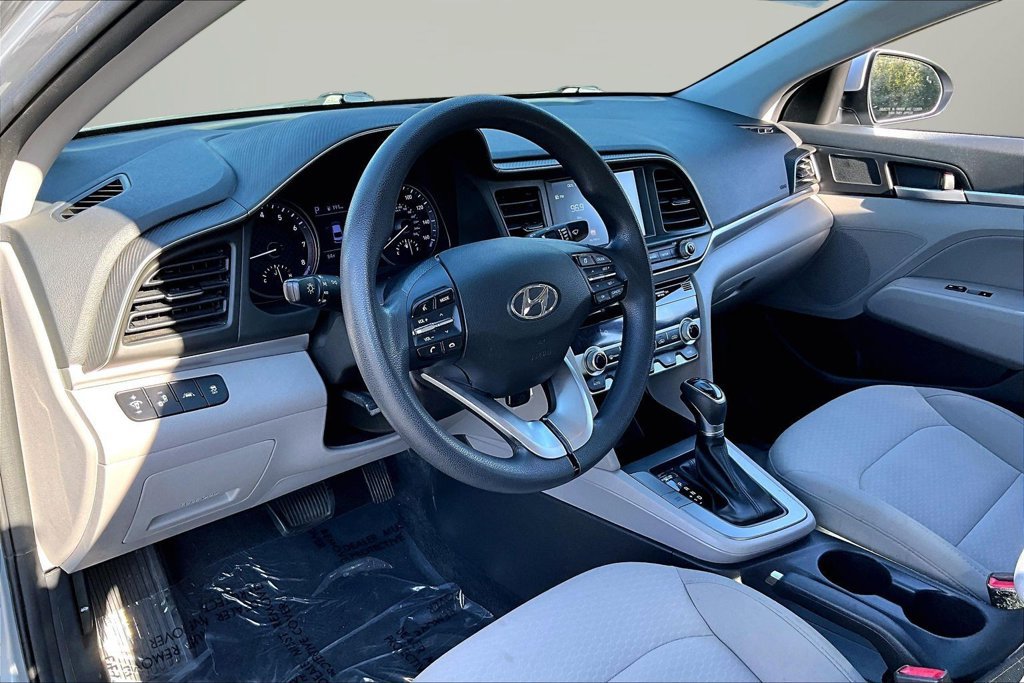Used 2020 Hyundai Elantra SEL FWD image 20