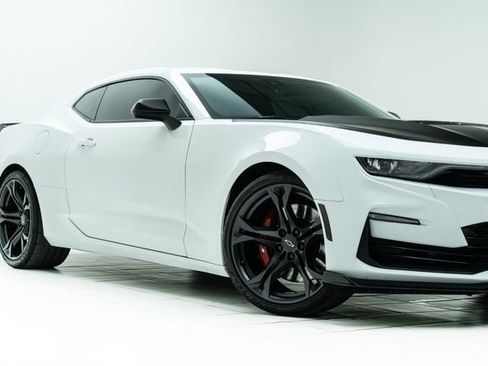Used 2023 Chevrolet Camaro SS image 3