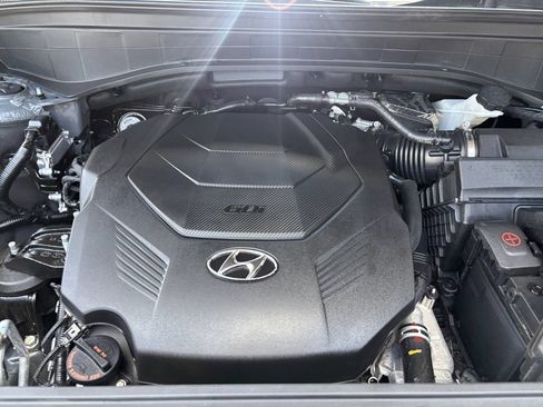 Used 2024 Hyundai Palisade Limited FWD image 18