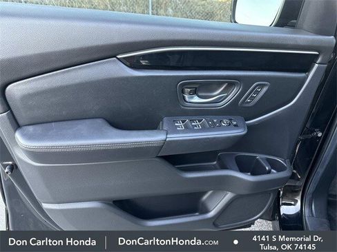 Used 2025 Honda Pilot EX-L image 13