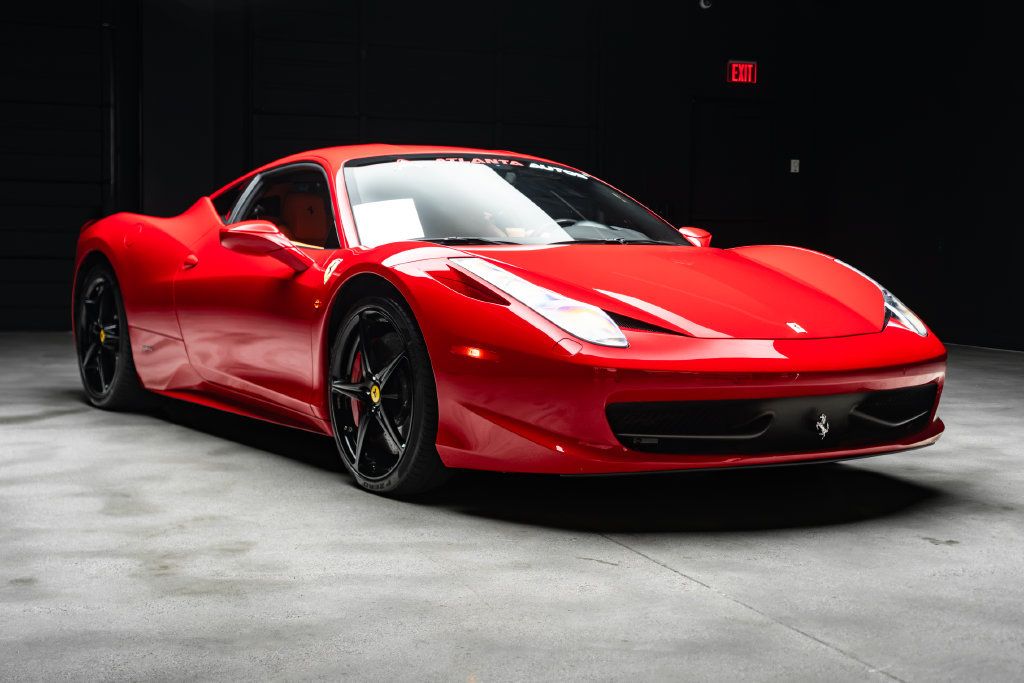Used 2015 Ferrari 458 Italia Coupe RWD image 11