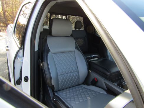 Certified 2022 Ford F150 XLT w/ Equipment Group 302A High image 22