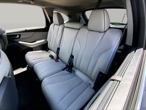 Used 2024 Acura MDX SH-AWD w/ Advance Package image 20