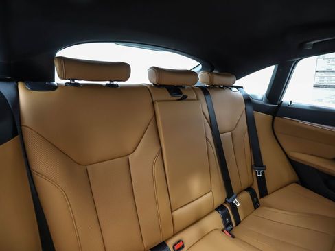 New 2026 BMW 430i xDrive w/ M Sport Package image 28