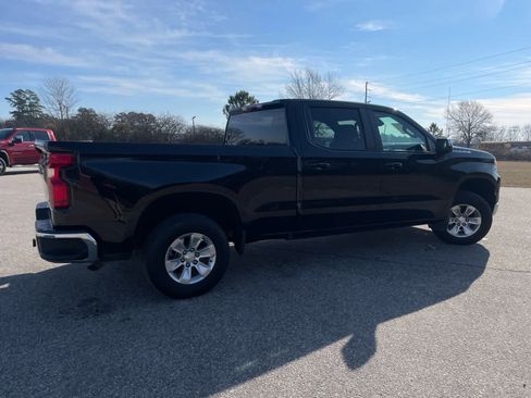 Used 2023 Chevrolet Silverado 1500 LT w/ Protection Package image 9