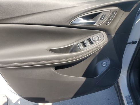 Used 2023 Buick Encore GX Essence w/ Advanced Technology Package image 18