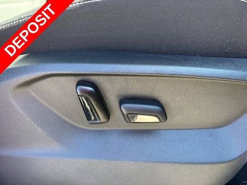 Used 2025 Volkswagen Atlas SEL image 30