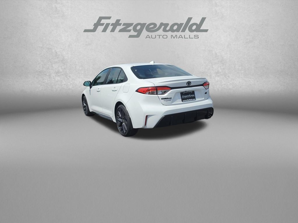 Used 2026 Toyota Corolla SE FWD image 6