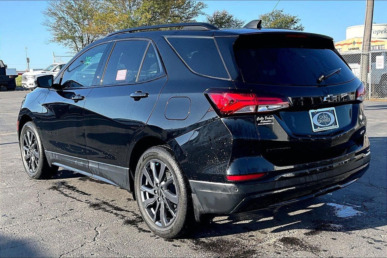 Used 2024 Chevrolet Equinox RS FWD image 5