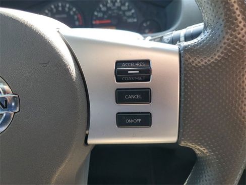 Used 2020 Nissan Frontier SV w/ Midnight Edition Floor Mats image 26