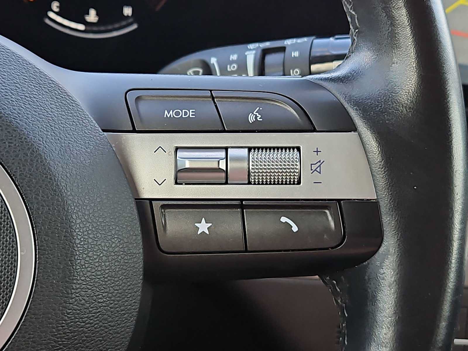 Used 2024 Hyundai Kona SEL FWD image 20