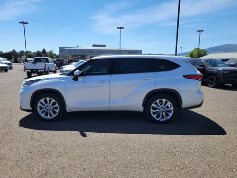 Used 2020 Toyota Highlander Limited AWD/4WD image 13