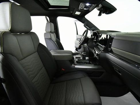 New 2026 Chevrolet Silverado 1500 ZR2 image 23