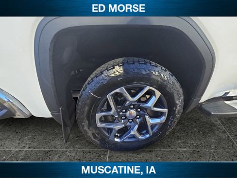 Used 2024 GMC Sierra 1500 SLT w/ SLT Premium Plus Package image 11