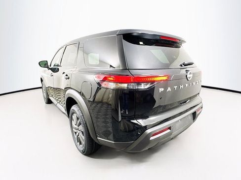 New 2025 Nissan Pathfinder S image 7