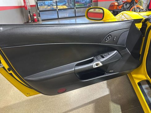 Used 2011 Chevrolet Corvette Grand Sport w/ Preferred Equipment Group image 94