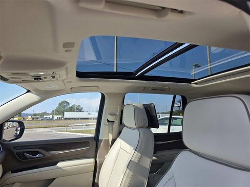 Used 2021 GMC Yukon Denali image 10
