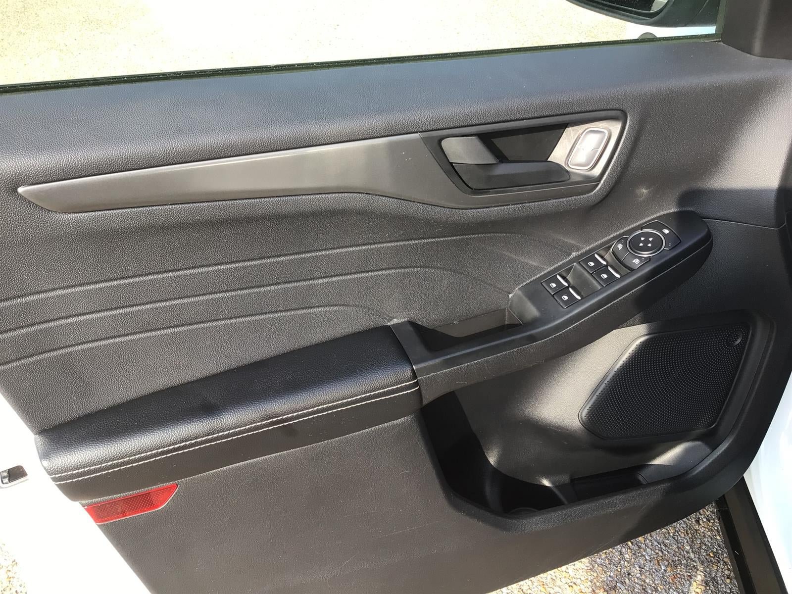 Certified 2025 Ford Escape Active FWD image 16