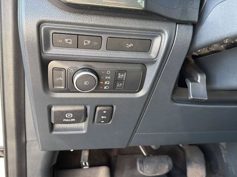 Used 2022 Ford F150 XLT w/ Equipment Group 302A High AWD/4WD image 19