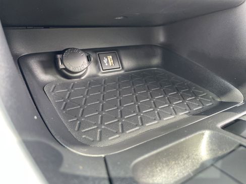 Certified 2025 Toyota RAV4 XLE Premium image 26