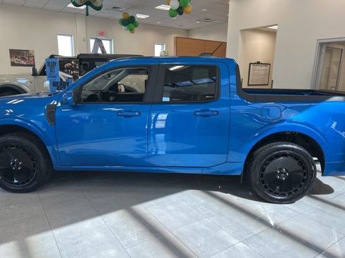 New 2026 Ford Maverick Lobo image 4