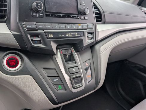 Used 2019 Honda Odyssey LX image 15