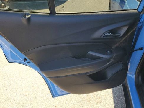 Used 2024 Chevrolet Trax RS w/ Driver Confidence Package FWD image 9