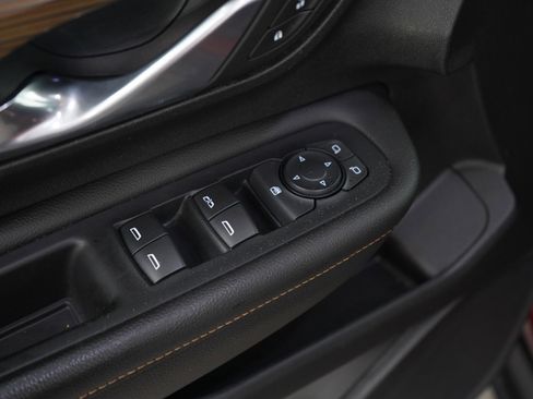 Used 2018 GMC Terrain SLE image 19