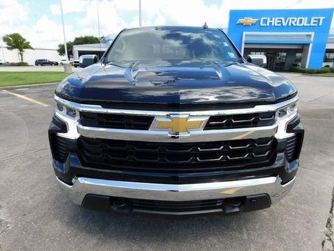 New 2025 Chevrolet Silverado 1500 LT w/ Z71 Off-Road Package image 2