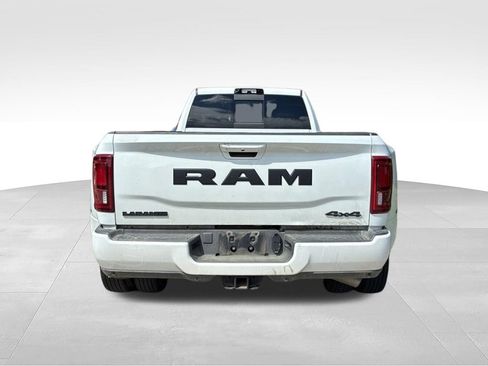 Used 2025 RAM 3500 Laramie AWD/4WD image 6