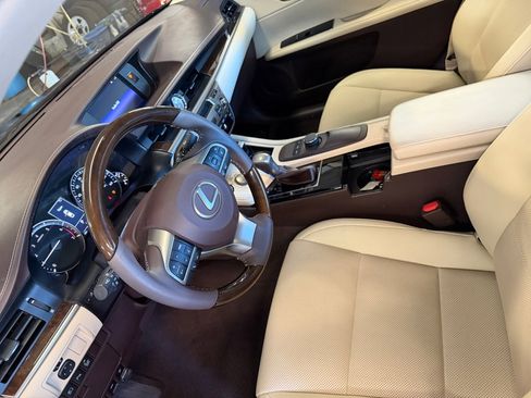 Used 2018 Lexus ES 350 w/ Premier Package FWD image 34