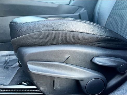 Used 2025 Jeep Compass Latitude image 20