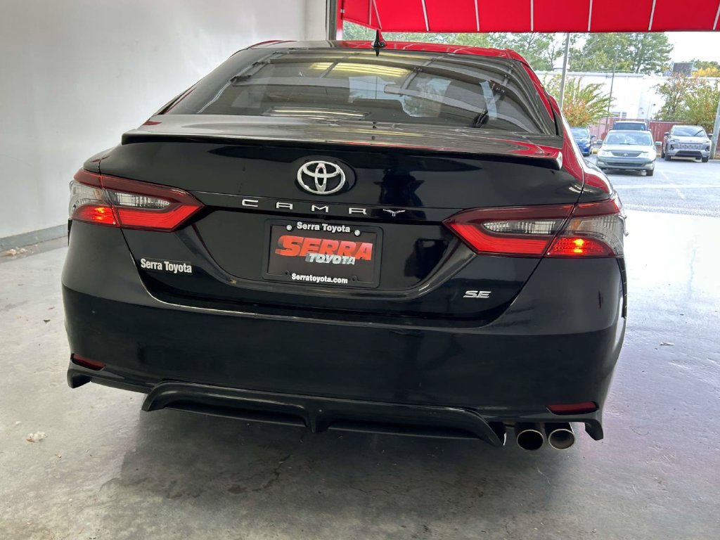 Used 2023 Toyota Camry SE FWD image 4